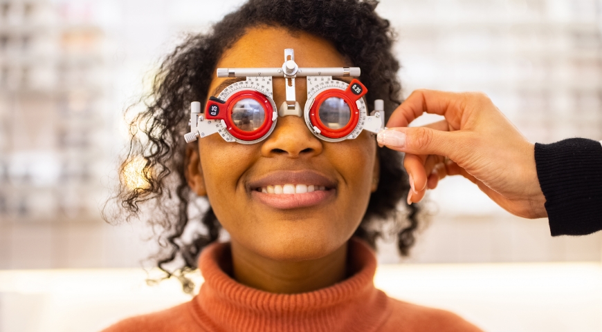 woman getting an eye exam